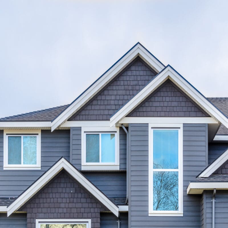 If you’re wondering how long does exterior paint last? Find out from Canyon Painters and use these tips to extend the lifespan of your exterior paint.